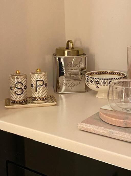 Luxury Georgian Apartment - 5 Minute Walk To Spa Bath Buitenkant foto